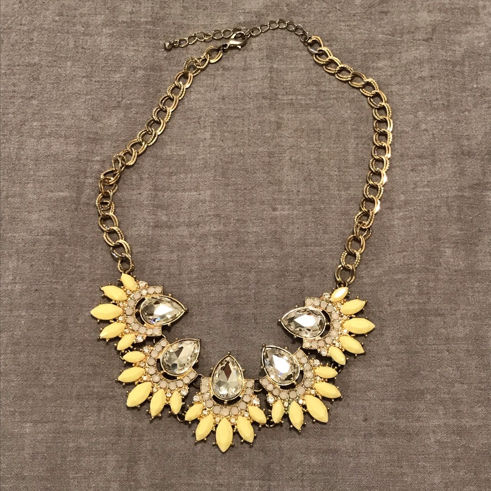 Statement necklace